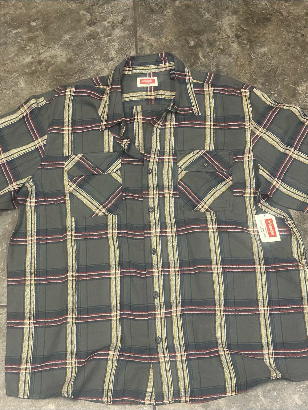Wrangler Olive and Black Plaid Button-Down Shirt NWT Size XL
